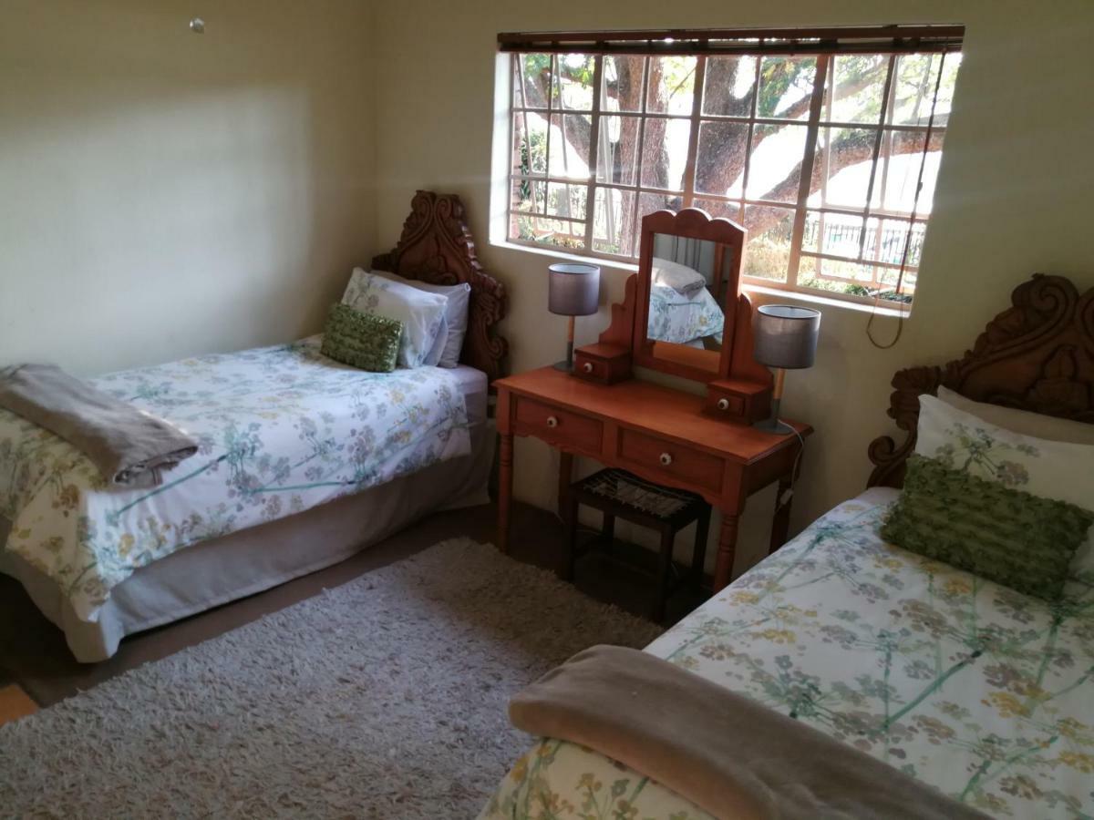 Macnut Bed And Breakfast Mbombela Luaran gambar